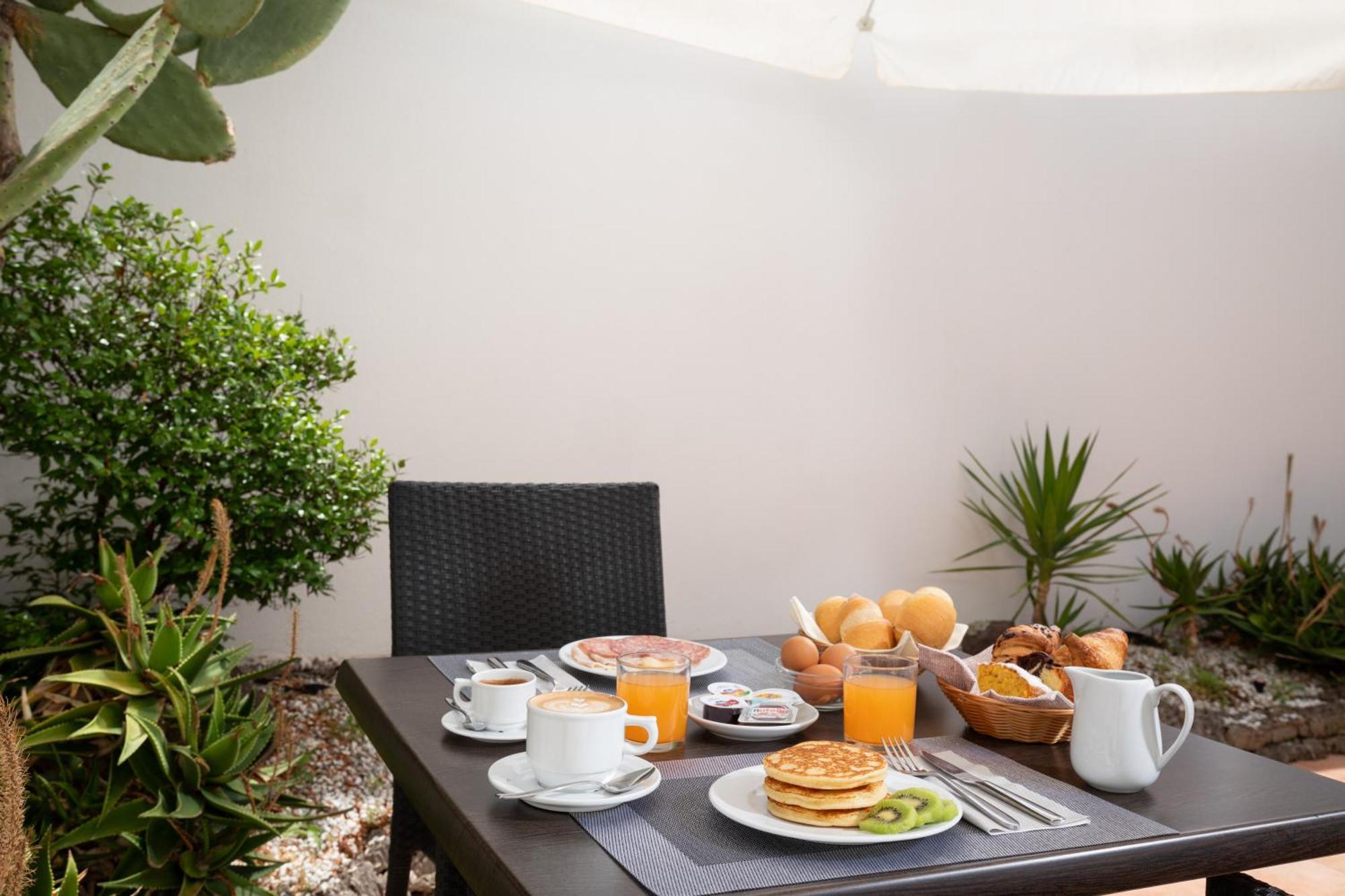 Hotel Rosa Dei Venti Castelsardo Dış mekan fotoğraf
