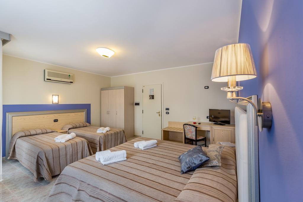 Hotel Rosa Dei Venti Castelsardo Dış mekan fotoğraf