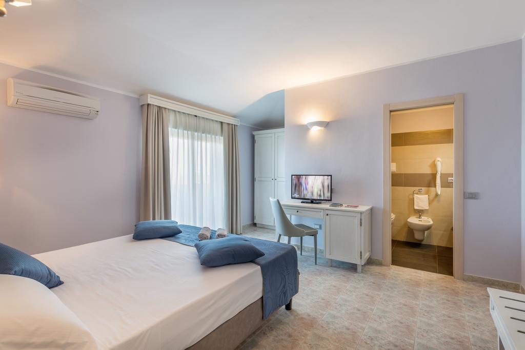 Hotel Rosa Dei Venti Castelsardo Dış mekan fotoğraf